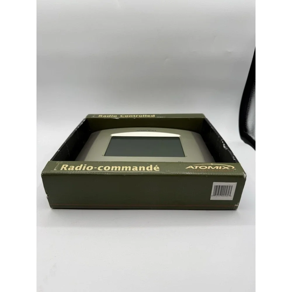 New in Box Atomix Radio Controlled Clock Time Date Thermometer F/C Wall or Table